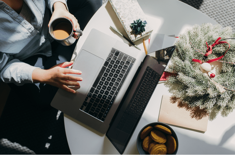 virtual assistant helping manage holiday stress